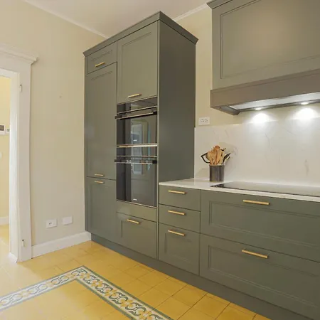 La Wally - 4 Bedroom With Pool & View * Bellano