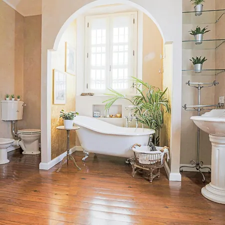 Villa La Wally - 4 Bedroom With Pool & View *