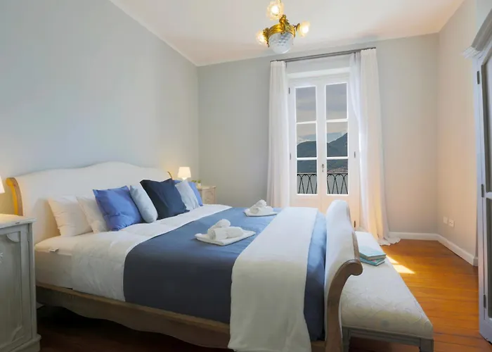 La Wally - 4 Bedroom With Pool & View