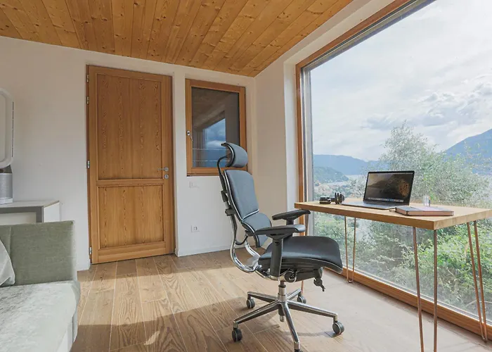 La Wally - 4 Bedroom With Pool & View Вилла Беллано