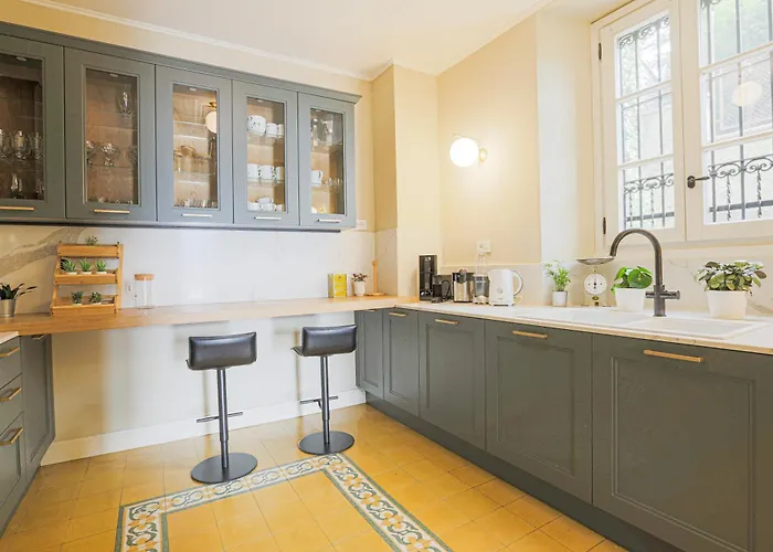 La Wally - 4 Bedroom With Pool & View * Беллано