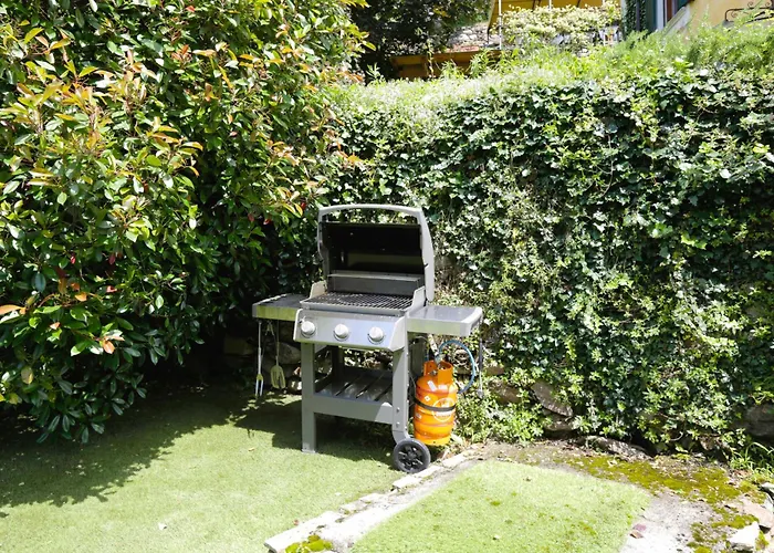 La Wally - 4 Bedroom With Pool & View