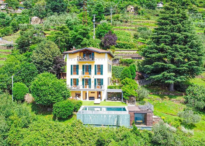 Вилла La Wally - 4 Bedroom With Pool & View Беллано